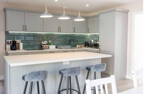Nottingham House | Stylish 4 Bed, newly renovated home in Nottingham