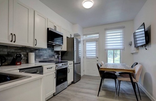 Sainte-Marie Apartment | Stylish 4BR Unit Near Plateau & DT MTL