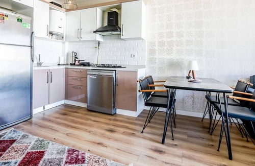 Aydınlı Mahallesi Apartment | Stylish and Cozy Apartment in Tuzla