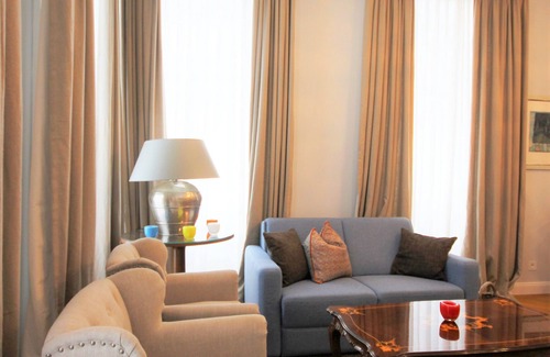 Margareten Apartment | Stylish and stately apartment in a prime location