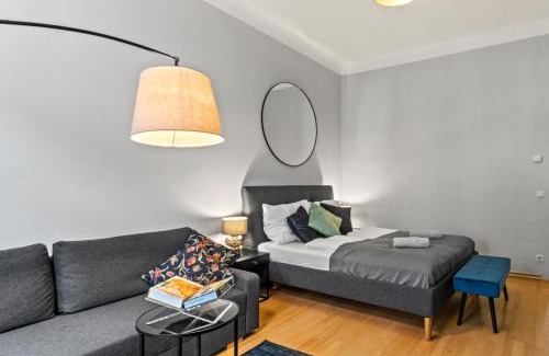 Erdberg Apartment | Stylish Apartment, 4 min to U3 Zipperer Straße