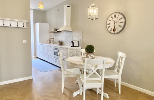 Centre Ville-Gare Apartment | ✪ Stylish apartment near the beach in the heart of Nice ✪