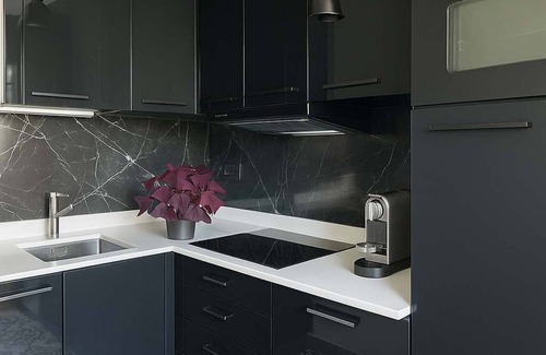 16th Arrondissement Apartment | Stylish Apartment with Balcony + Lift in Paris
