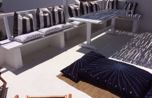 Voelklip House | Stylish beach house cottage in perfect location with private pool (2- 6 people)