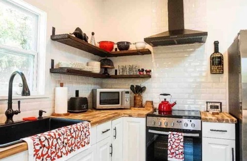 Fairvilla Apartment | Stylish Boutique Guest house in Winter Park