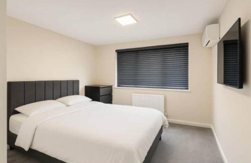Chapeltown House | Stylish & Brand-New Home 2025