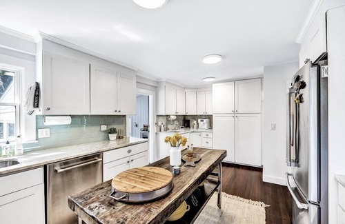 Harwich House | Stylish Cape Escape on Bank St RPAM070