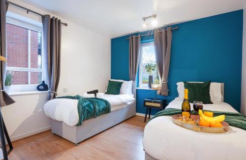 Coventry Apartment | Stylish Central Apartment with Free Parking, Fast WiFI and Smart TV by Yoko Property