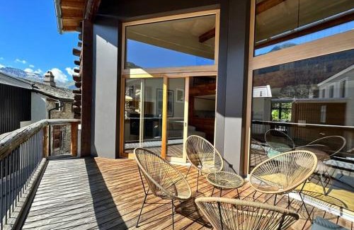 Tinzen Ski Chalet | Stylish chalet w/Sauna: Alpine escape