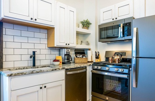Pagosa Springs Condo | Stylish condo, perfect for COUPLES, in the HEART of downtown PAGOSA SPRINGS.