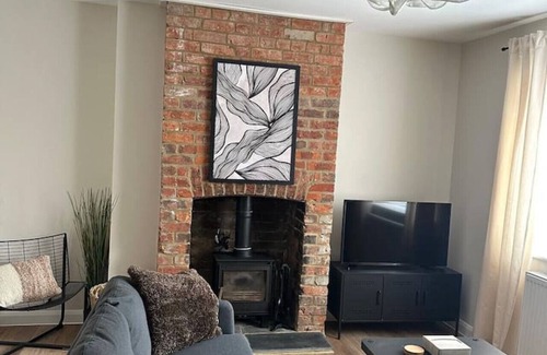 Hartwell House | Stylish countryside 4bed cottage