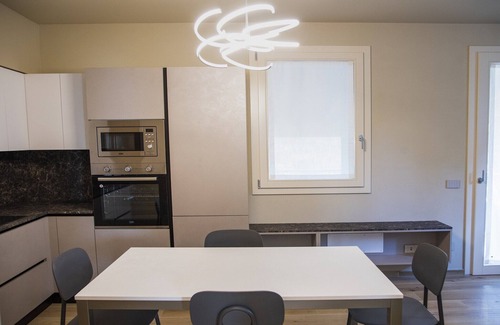 Farra di Soligo Apartment | Stylish Duplex in Verbania