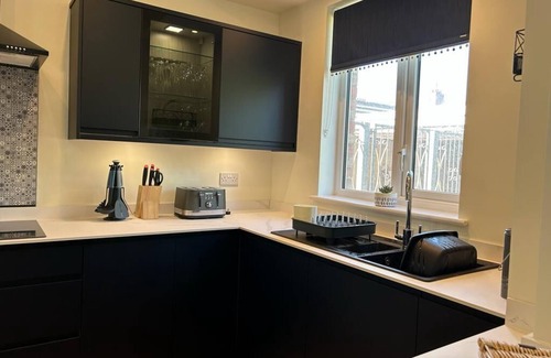 Lytham St. Anne's House | Stylish Family 3 Bed Home in Lytham St.Annes