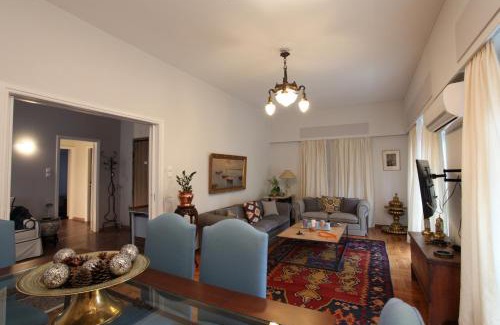 Palaio Faliro Apartment | Stylish Flat at Edem Beach by Athenian Homes