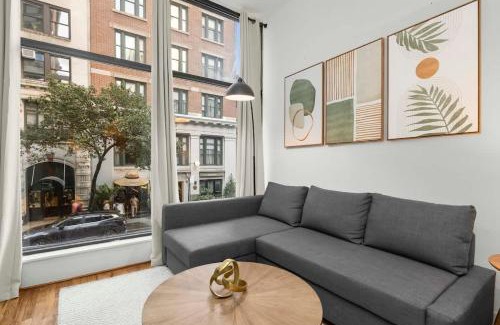 Rose Hill Apartment | Stylish Manhattan Escape in Prime Spot
