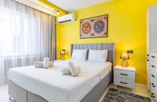 Osmanbey Apartment | Stylish, Modern Apartment on Rumeli, Nisantasi
