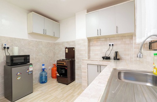 Ruiru Apartment | Stylish, Modern Apartment with Workspace Near Top Amenities & 24/7 Security