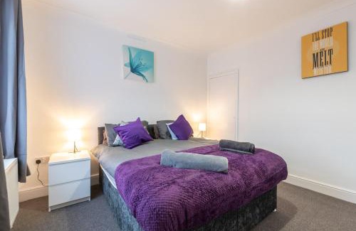 Portswood House | Stylish Modern Home, Southampton