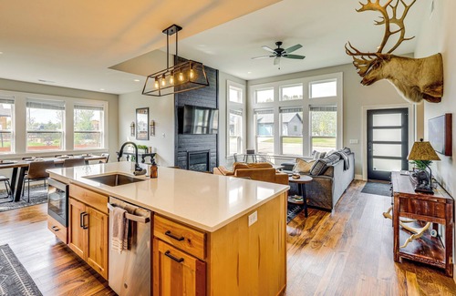 Red Lodge House | Stylish Montana Vacation Rental w/Private Hot Tub