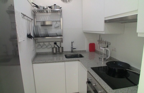 Coin Apartment | Stylish new 2 bedroom apartment (both ensuite) in a privileged rural setting.