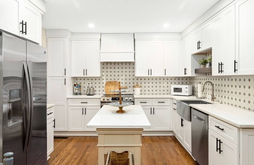 Northlake House | Stylish, Newly Renovated Home in Prime Location!