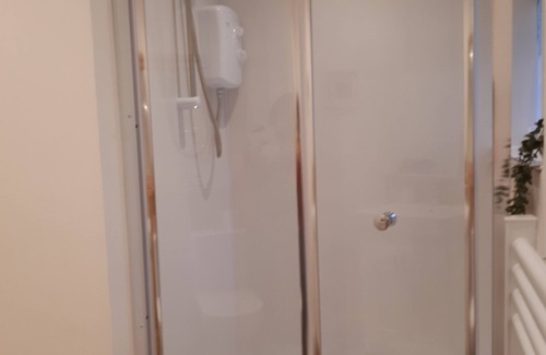 Barmouth Apartment | Stylish one bed apartment, 200 steps to the nearest beach.