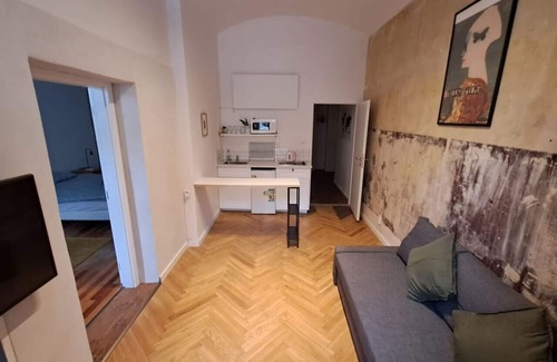 Prague 2 Apartment | Stylish one bed apartment by Namesti Miru