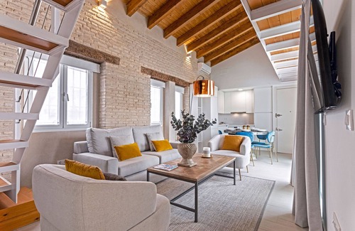 Feria Apartment | Stylish Penthouse in the center . Feria Terrace