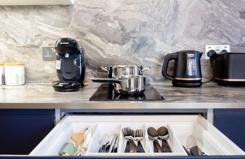 Hove Apartment | Stylish Retreat