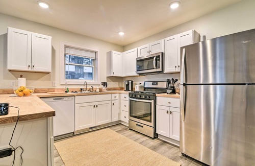 Lansing House | Stylish Retreat w/Yard < 5 Mi to MSU Campus