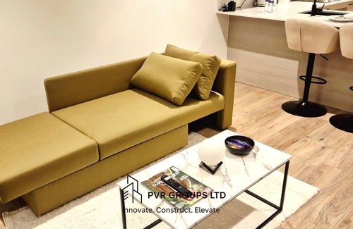 Lansbury Condo | Stylish Riverside Balcony Flat Near Canary Wharf