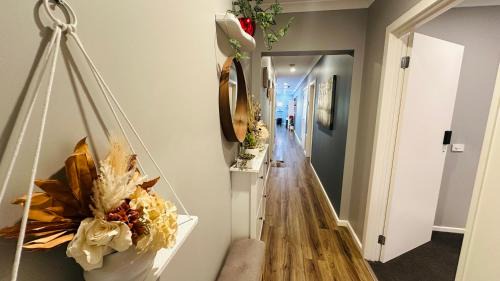 Deer Park House | Stylish Small Ocean Homestay Near Deer Park Train Station