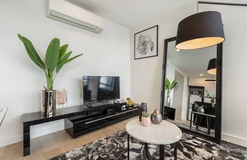 Southbank Apartment | ◤Stylish Southbank Apt~ Sweeping Bay & City Views◢