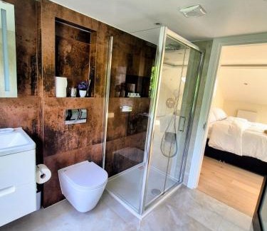 South Hampstead Apartment | Stylish Three Bedroom Ensuite Duplex Apartment in West Hampstead