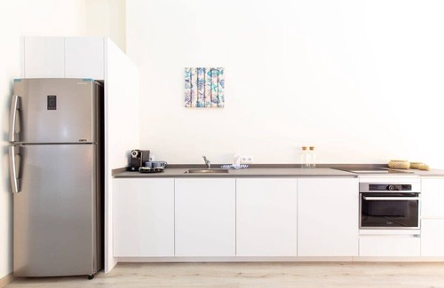 Pietermaai District Apartment | Stylish Urban Loft in Colourful Willemstad