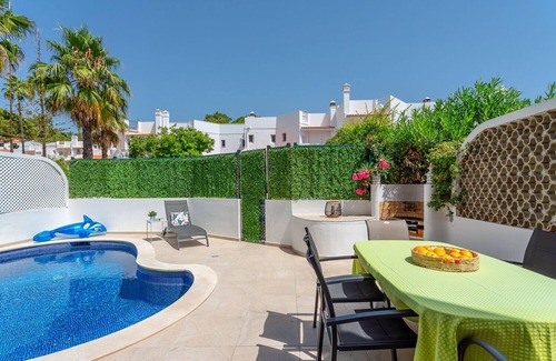 Vale do Lobo Villa | Stylish Vale do Lobo Villa: newly renovated, heated pool, Fibre internet