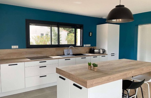 Sainte-Valiere House | Stylish Villa in Sainte-Valière
