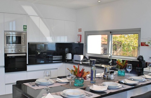 Estreito da Calheta Villa | Stylish villa, sunny Calheta | Calheta Heights