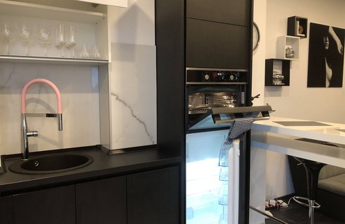 Militari House | Stylish Westpark2 Residence LakeView W8