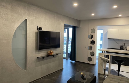 Militari House | Stylish Westpark2 Residence LakeView W8