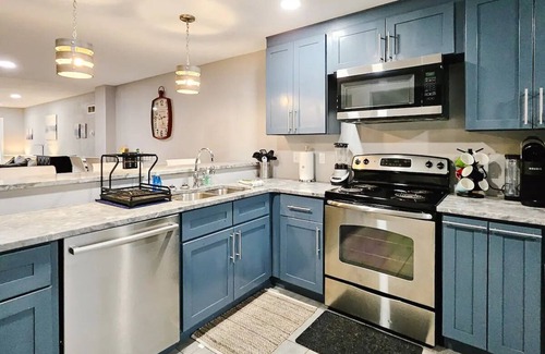 Downtown Wilmington House | Stylish Wilmington Retreat: Historic and Modernnn