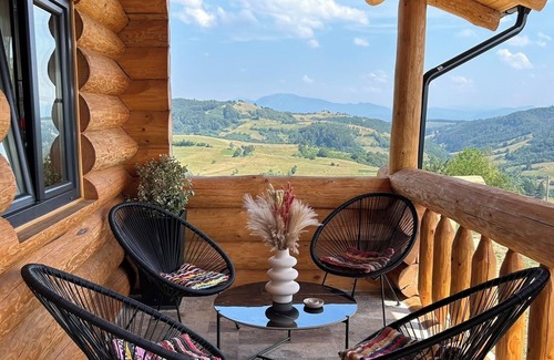 Vulcan Ski Chalet | Sub Stele Chalets