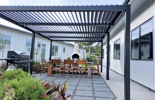Matapouri House | Sub-tropical Escape - new, modern holiday home in Matapouri Park