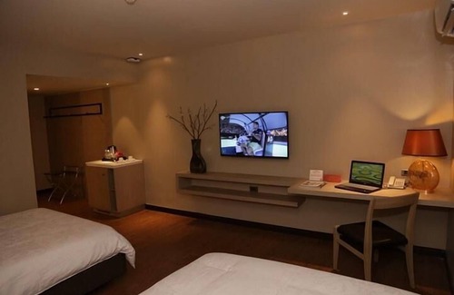 Olongapo Hotel | Subic Bay Travelers Hotel & Event Center