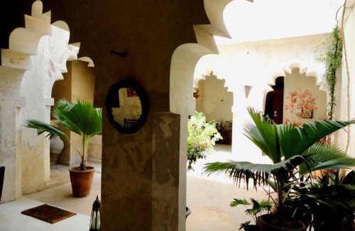 Lamu Bed & Breakfast | Subira House
