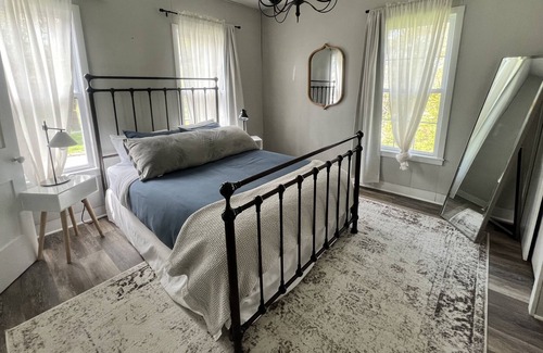 Trumansburg Apartment | Suburban Flat