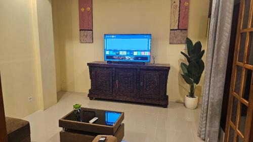 Senggigi Apartment | Suci's Friendly Apartments