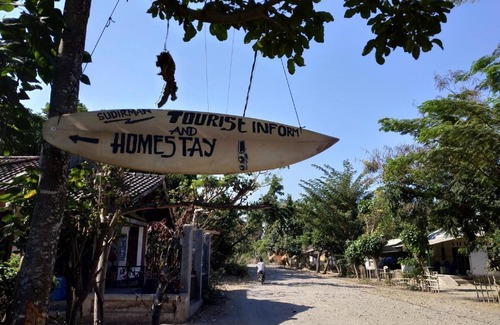 Batu Putih House | Sudirman Homestay