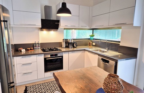 Karabag House | Suelo Flat Villa for Family