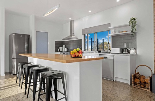 Jindabyne Other | Sugarloaf Lodge - your deluxe rental home that is just 15 minutes from Jindabyne